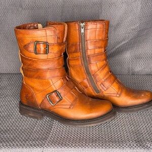 Frye Brown Leather Combat Boots. Beautiful and basically new but too big for me